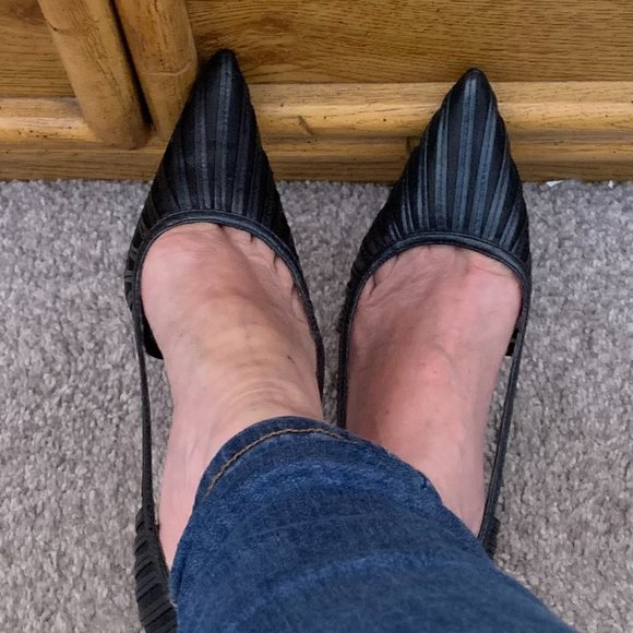 AK ANNE KLEIN Pointed Heels, Black, Size 7M - Picture 13 of 13